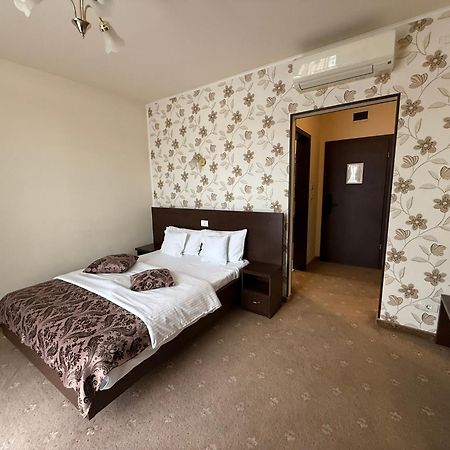 Hotel Miky Αράντ Εξωτερικό φωτογραφία