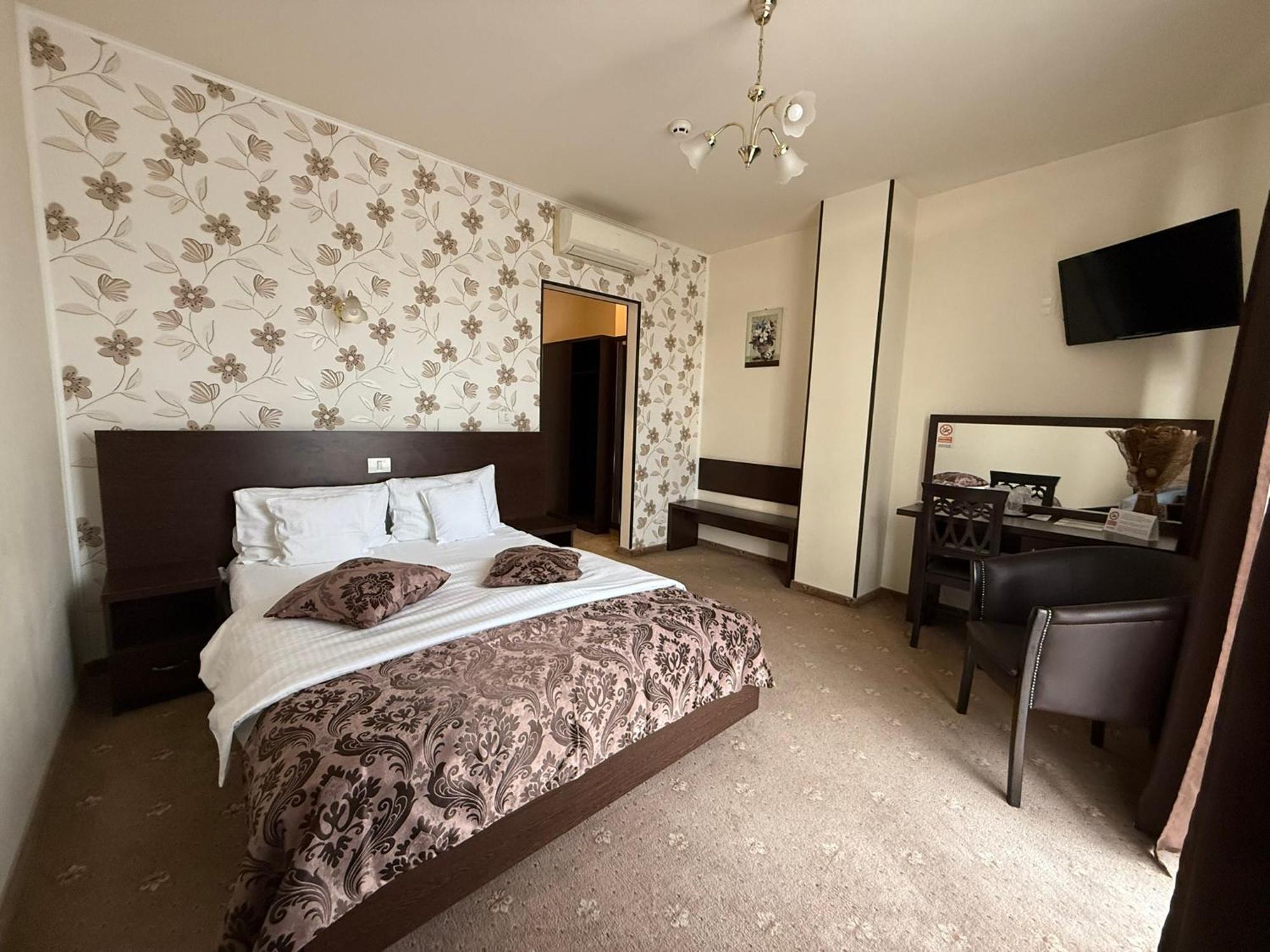 Hotel Miky Αράντ Εξωτερικό φωτογραφία