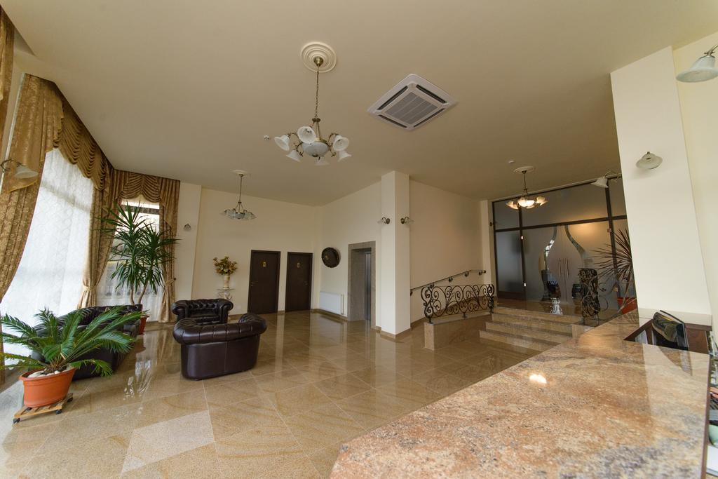 Hotel Miky Αράντ Εξωτερικό φωτογραφία