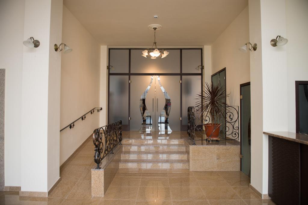 Hotel Miky Αράντ Εξωτερικό φωτογραφία